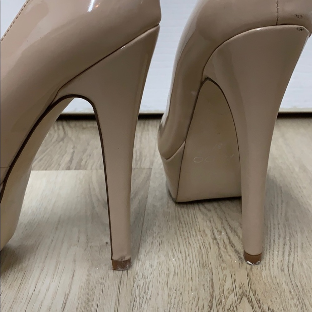 Also Nude platforms - Picture 3 of 4